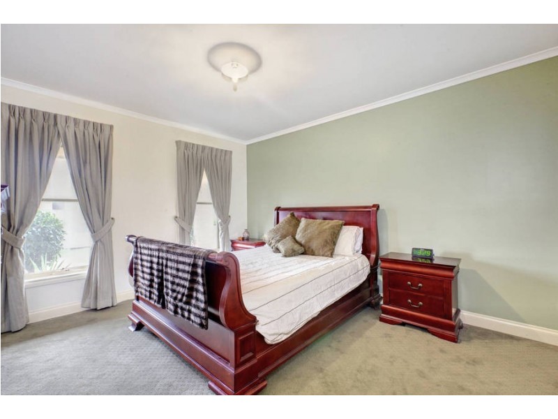 7 Carmody Drive, Cairnlea VIC 3023
