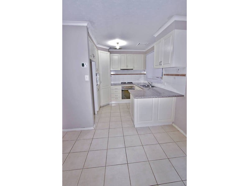 10 Ferris Avenue, Deer Park VIC 3023