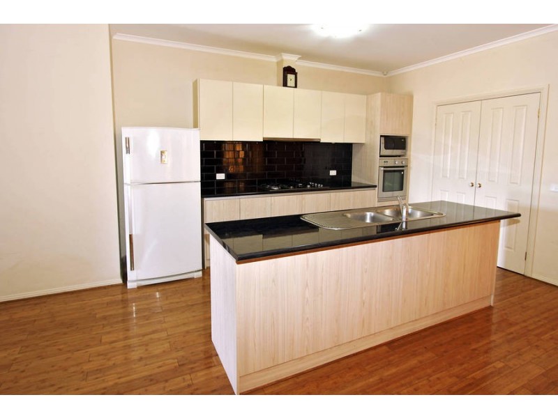 13 Waterside Drive, Burnside Heights VIC 3023