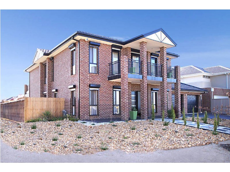 22 Barringo Way, Caroline Springs VIC 3023