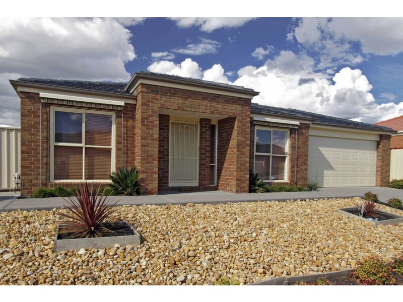 1 Roseberry Avenue, Cairnlea VIC 3023