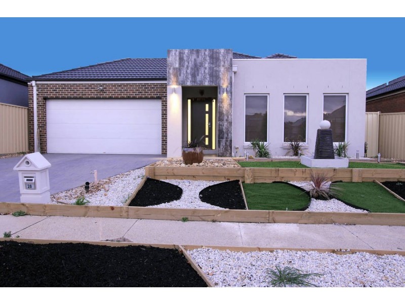20 Studley Park Way, Caroline Springs VIC 3023