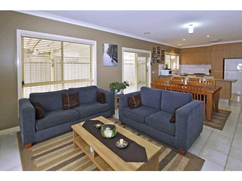 3 Springfield Close, Caroline Springs VIC 3023