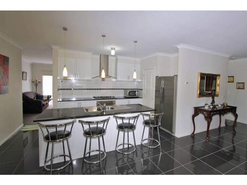 69 Arbour Boulevard, Burnside Heights VIC 3023