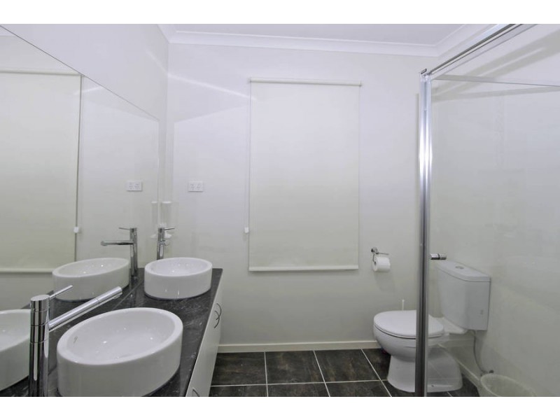 69 Arbour Boulevard, Burnside Heights VIC 3023