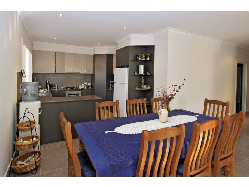 12 Wylie Circuit, Burnside Heights VIC 3023