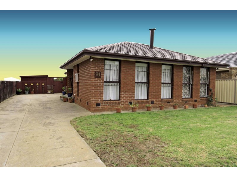 91 Birchwood Boulevard, Deer Park VIC 3023