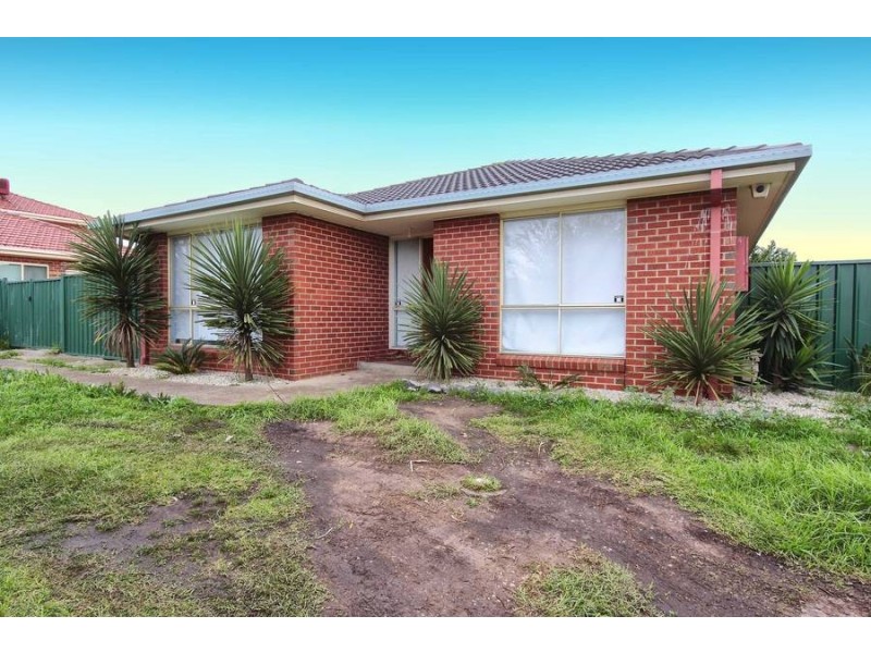 14 Lewis Avenue, Burnside VIC 3023