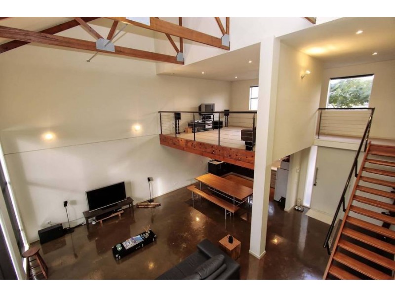 3 Fetcham Lane, Caroline Springs VIC 3023