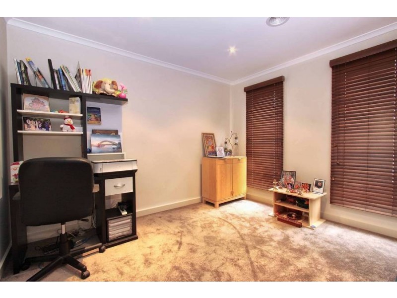 4 Blaxland Street, Burnside Heights VIC 3023