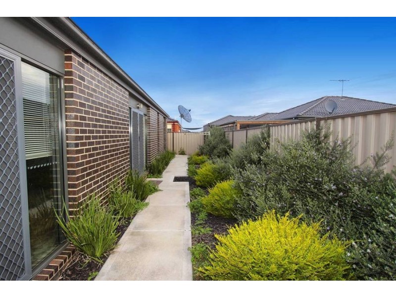 9 Wills Terrace, Burnside Heights VIC 3023