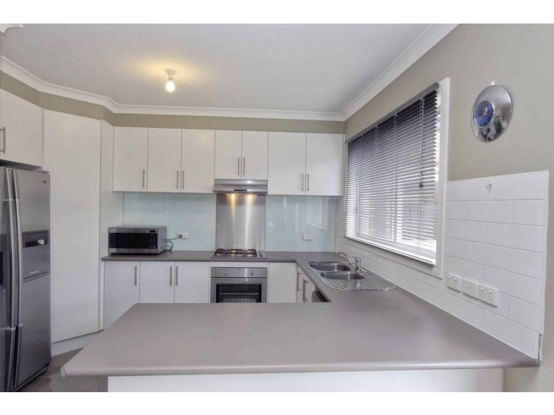 6 Blaxland Street, Burnside Heights VIC 3023