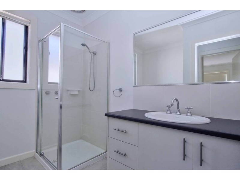 12 Westbury Street, Cairnlea VIC 3023