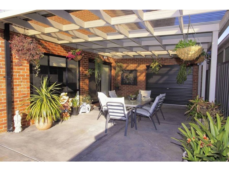 12 Westbury Street, Cairnlea VIC 3023