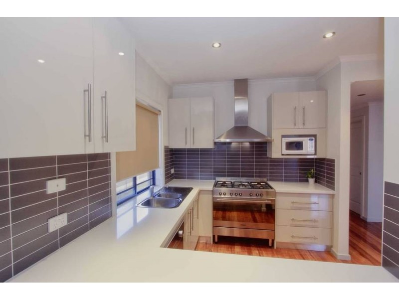 3 Appletree Grove, Cairnlea VIC 3023