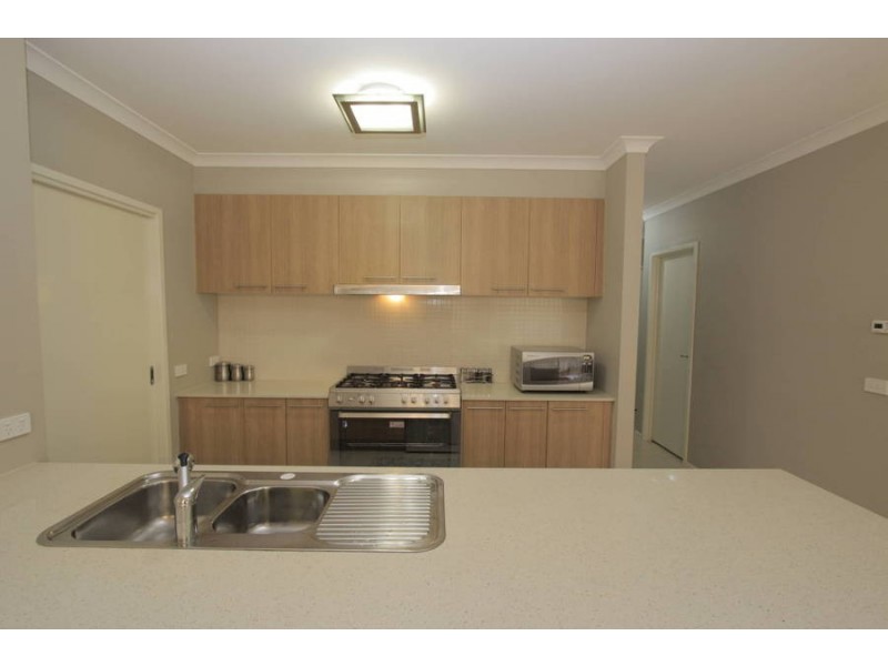 40 Wilkins Crescent, Burnside Heights VIC 3023