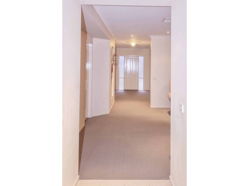 5 Jennifer Court, Derrimut VIC 3030