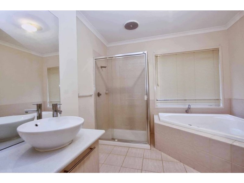 5 Jennifer Court, Derrimut VIC 3030