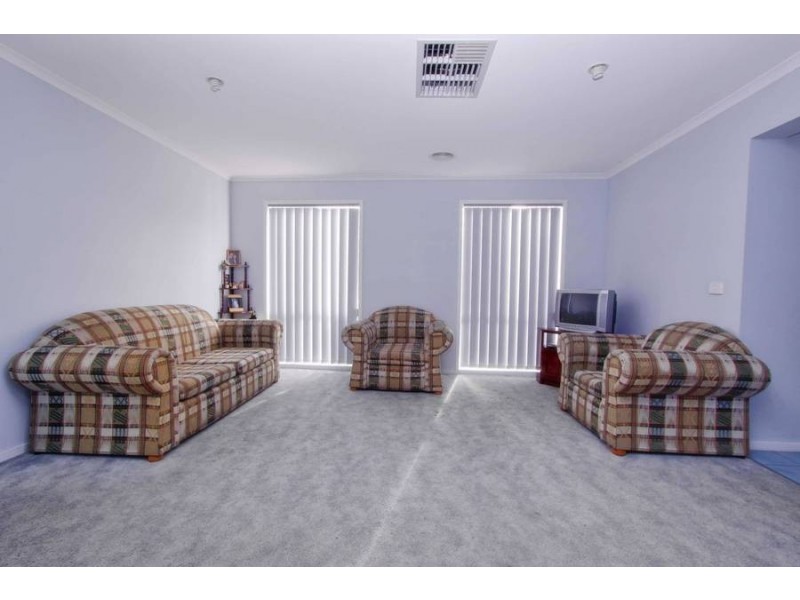 1 Fydler Avenue, Burnside VIC 3023