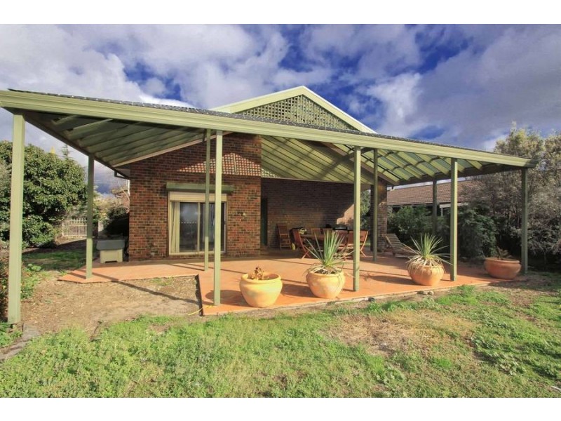 1 Gracefield Ct, Hoppers Crossing VIC 3029