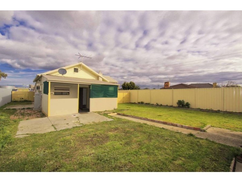 38  Clayton Street, Sunshine North VIC 3020