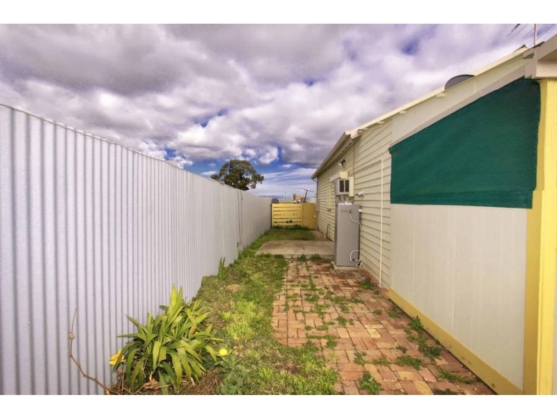38  Clayton Street, Sunshine North VIC 3020