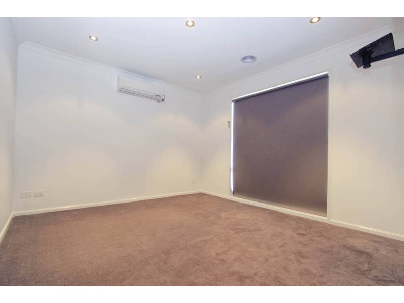 17 O’Connor St, Deer Park VIC 3023