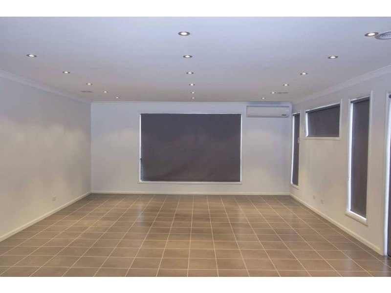 17 O’Connor St, Deer Park VIC 3023