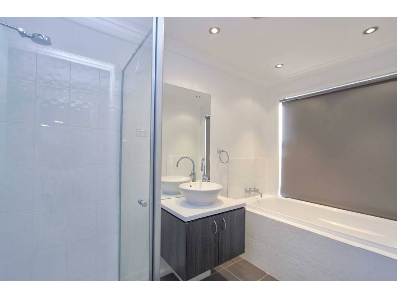 17 O’Connor St, Deer Park VIC 3023