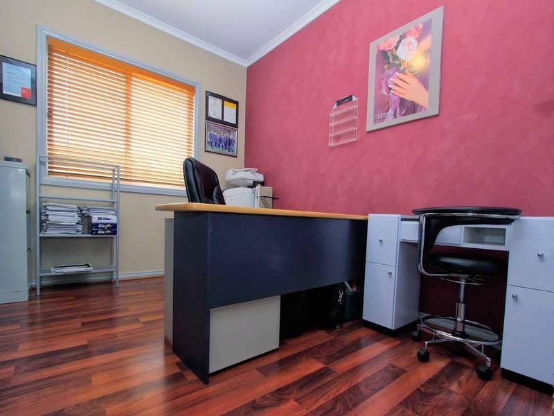 8  Tillbrook Grove, Cairnlea VIC 3023