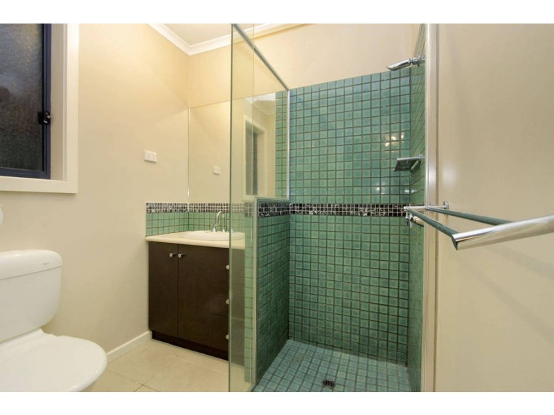 12 Cleland Way, Caroline Springs VIC 3023