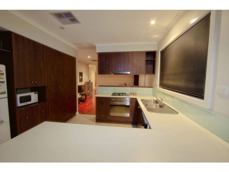 12 Cleland Way, Caroline Springs VIC 3023