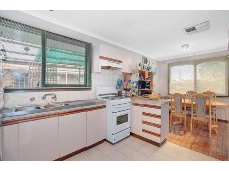 13 Gould St, Deer Park VIC 3023