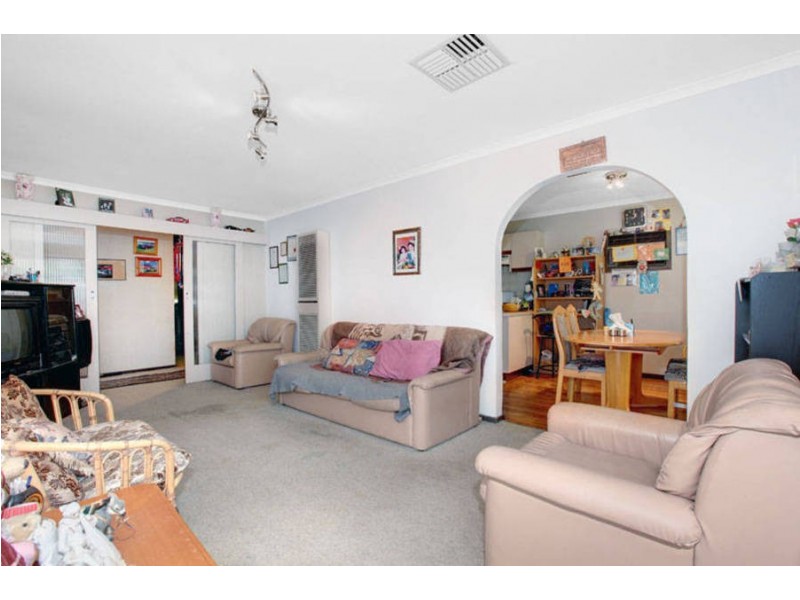 13 Gould St, Deer Park VIC 3023
