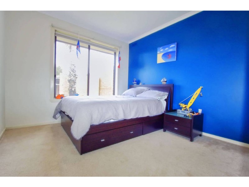 11 Mawson Avenue, Deer Park VIC 3023