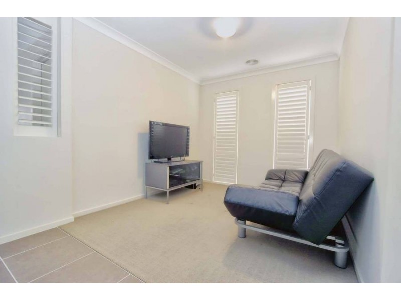 13 McCubbin Way, Caroline Springs VIC 3023