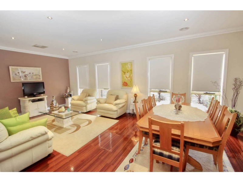 3 Coorong Place, Burnside VIC 3023