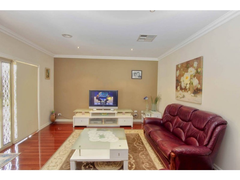 3 Coorong Place, Burnside VIC 3023