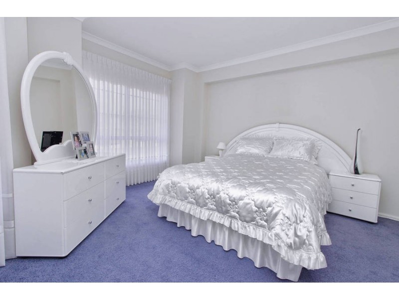 28  Gisborne Way, Caroline Springs VIC 3023