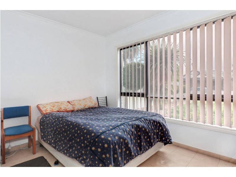 13  Stokeheath Way, Caroline Springs VIC 3023