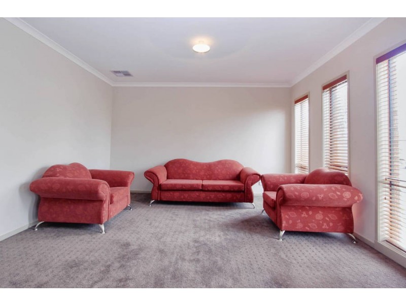 4 Highfield Road, Cairnlea VIC 3023