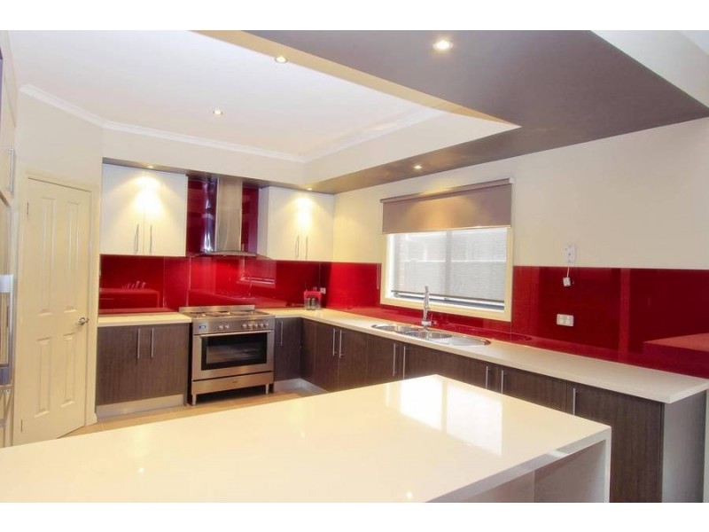 45 Duncombe Parkway, Deer Park VIC 3023