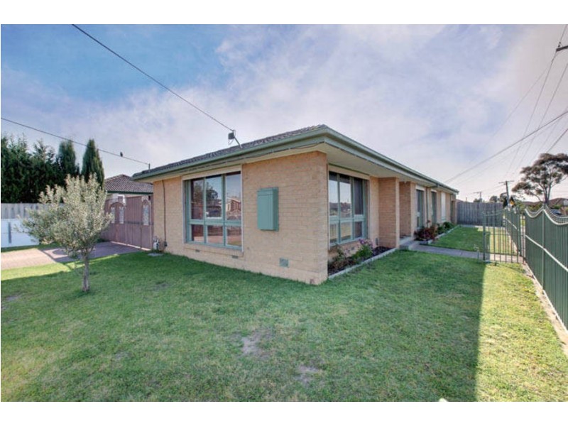 2 Belgrave Street, Albanvale VIC 3021