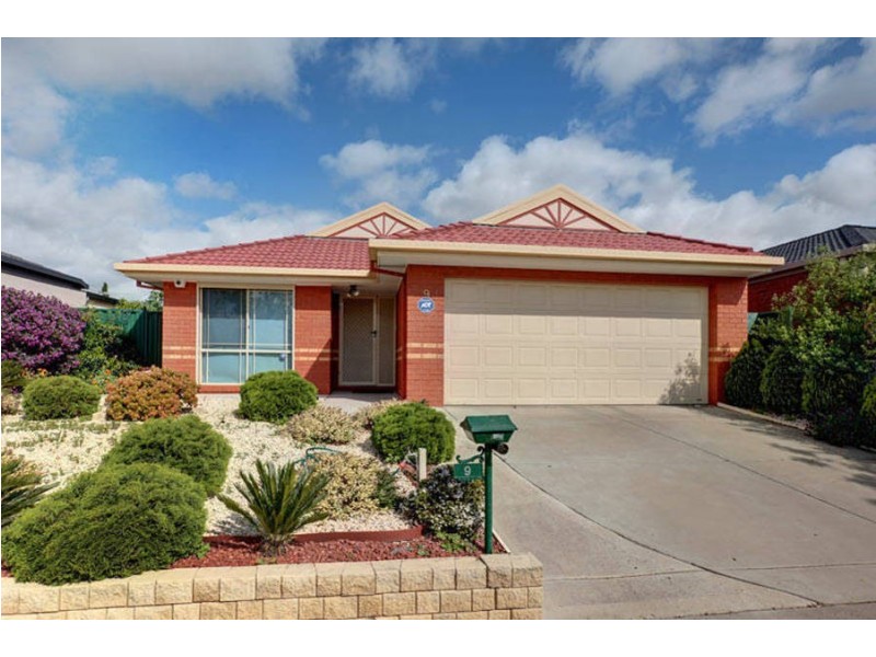 9 Fydler Avenue, Burnside VIC 3023