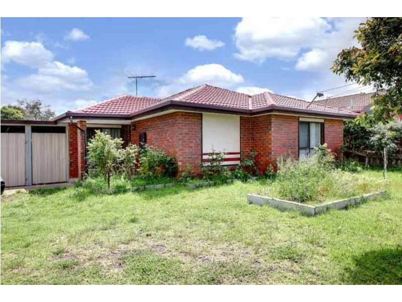 14 Warrington Cres, Deer Park VIC 3023