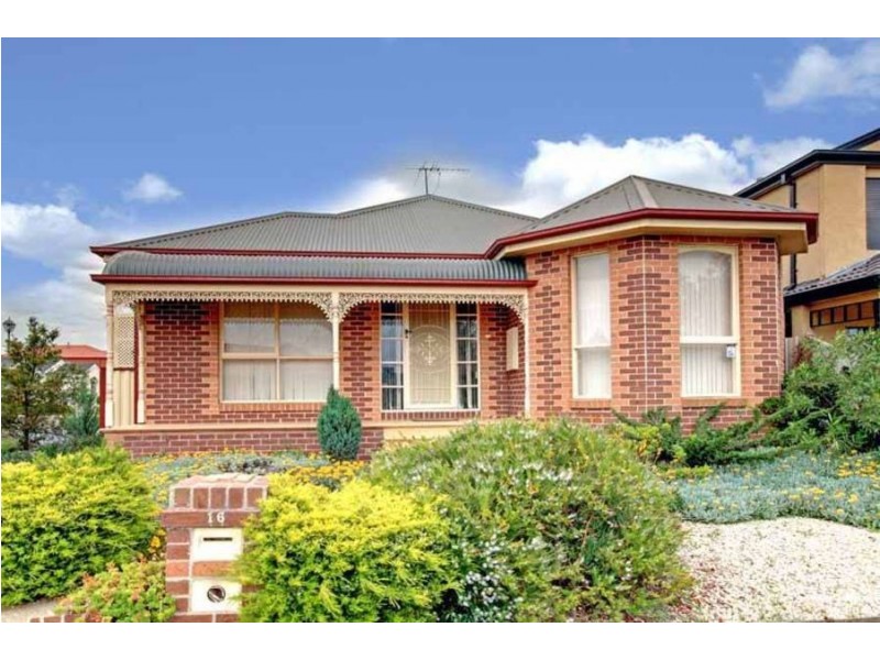 16 O’Donnell Drive, Caroline Springs VIC 3023