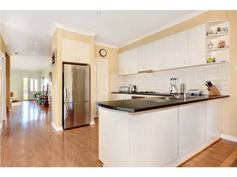 3 Colac Place, Caroline Springs VIC 3023