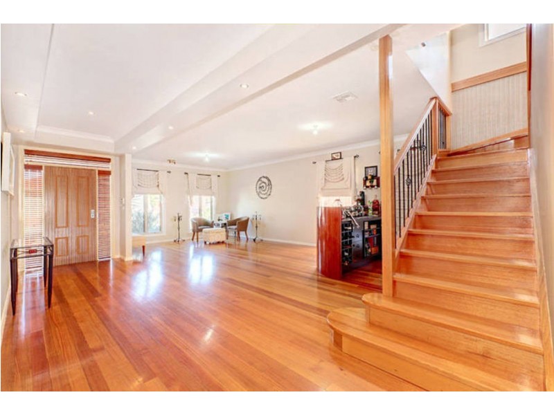 85 Springlake Avenue, Caroline Springs VIC 3023