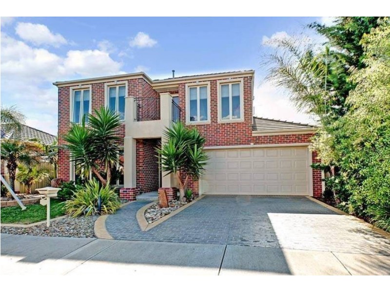 85 Springlake Avenue, Caroline Springs VIC 3023