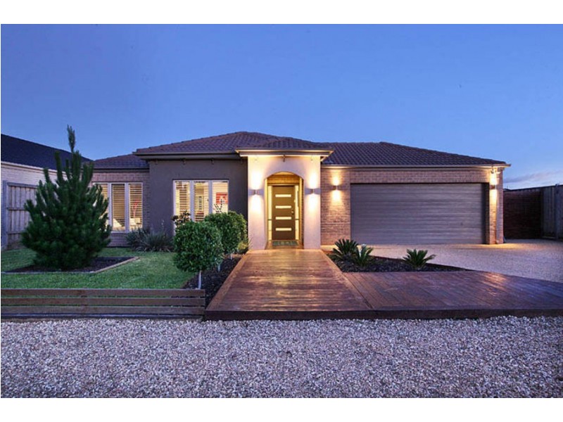 9 Domain Avenue, Burnside Heights VIC 3023